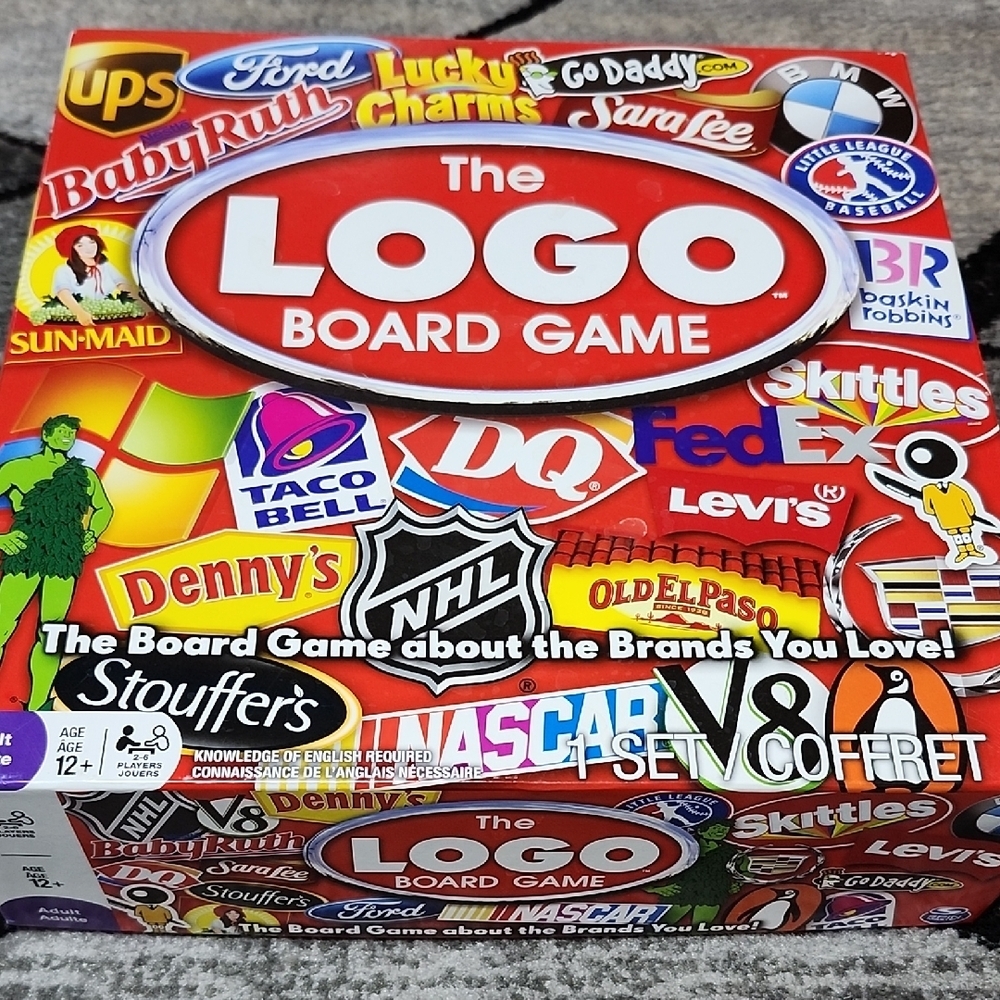 THE LOGO BOARD GAME BRANDS YOU LOVE BY SPIN MASTER